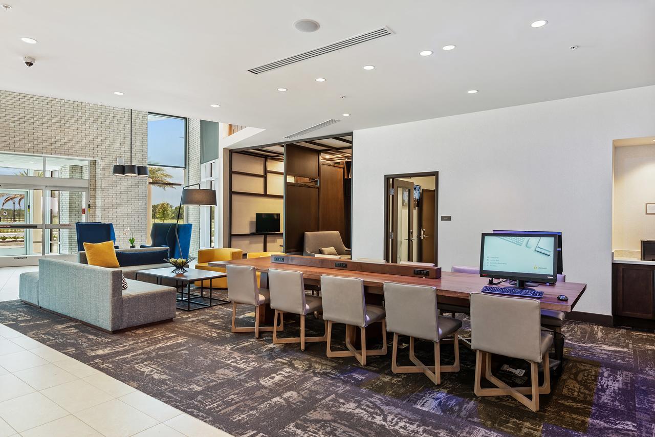 Hyatt Place Tampa/Wesley Chapel Лутц Экстерьер фото